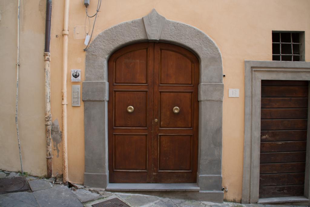 Residenza Fra Le Torri - Charme & Art Gallery Home Arezzo Exterior photo